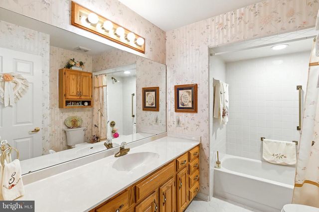 1462 BURR OAK RD, Toms River, NJ 08755
