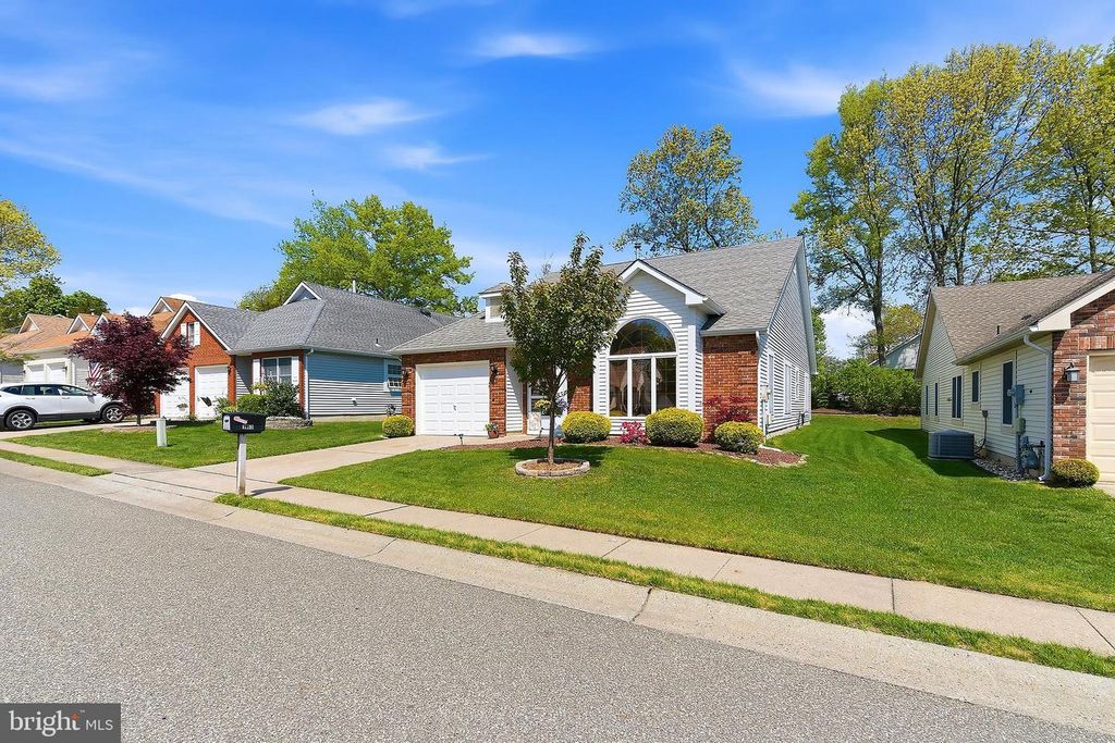 1462 BURR OAK RD, Toms River, NJ 08755