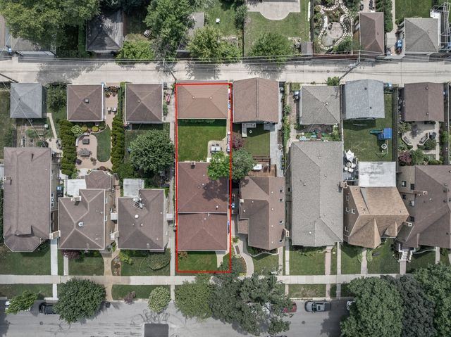 6133 N LENOX Avenue, Chicago, IL 60646
