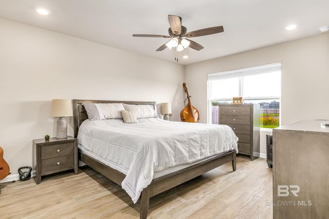 12896 Prairie Field Drive, Lillian, AL 36549