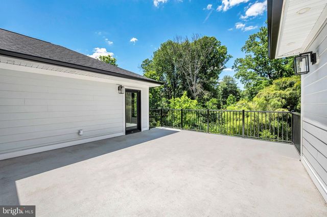 32 GULICK RD, Princeton, NJ 08540