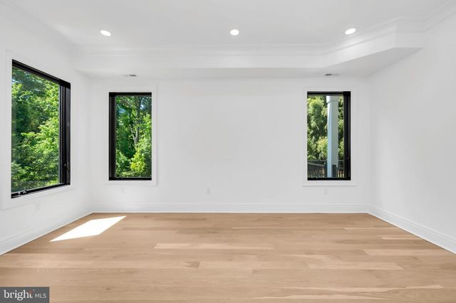 32 GULICK RD, Princeton, NJ 08540