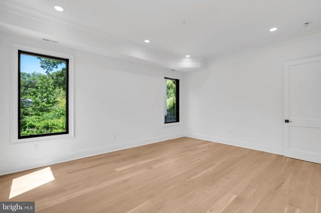 32 GULICK RD, Princeton, NJ 08540