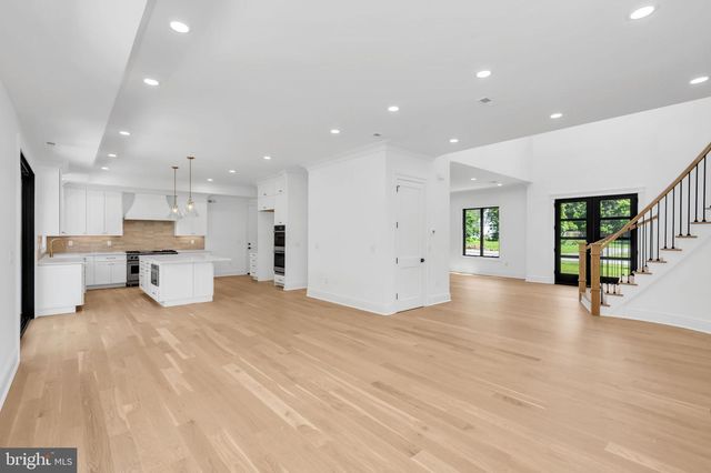 32 GULICK RD, Princeton, NJ 08540