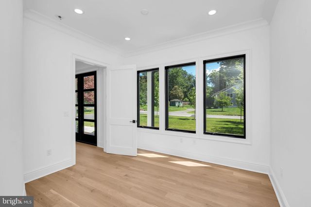 32 GULICK RD, Princeton, NJ 08540