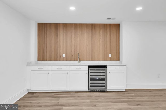 32 GULICK RD, Princeton, NJ 08540