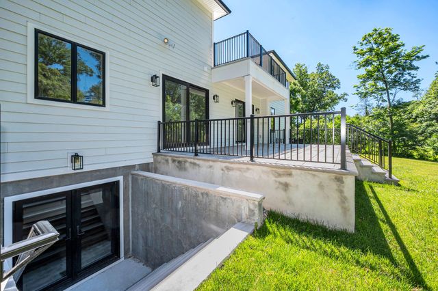32 GULICK RD, Princeton, NJ 08540