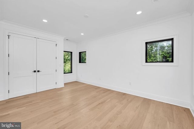 32 GULICK RD, Princeton, NJ 08540