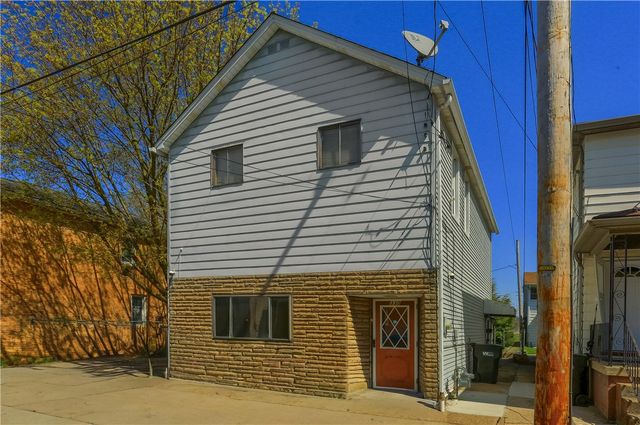 330 Beaver Ave, Aliquippa, PA 15001