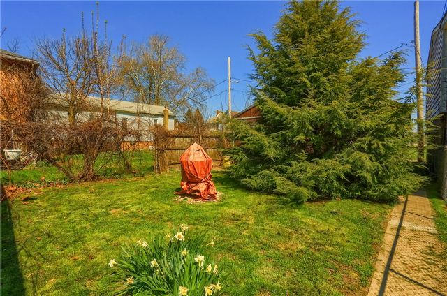 330 Beaver Ave, Aliquippa, PA 15001