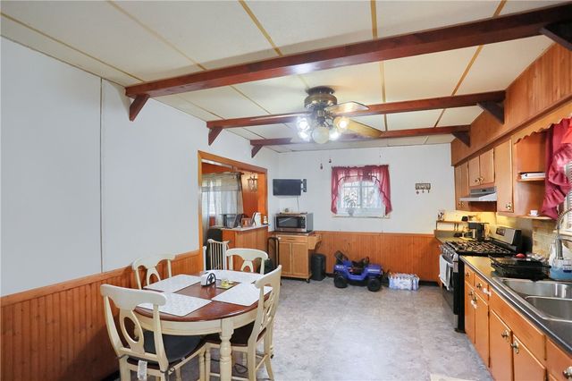 330 Beaver Ave, Aliquippa, PA 15001