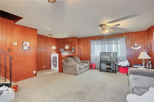 330 Beaver Ave, Aliquippa, PA 15001