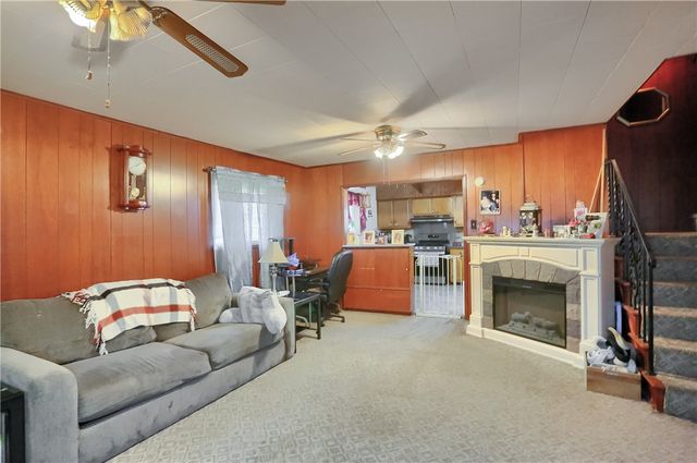 330 Beaver Ave, Aliquippa, PA 15001