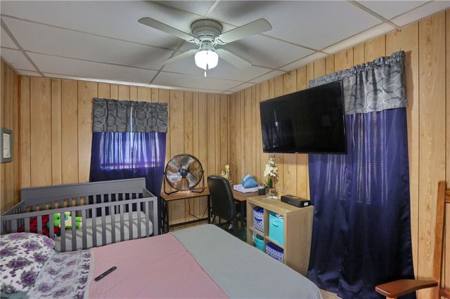 330 Beaver Ave, Aliquippa, PA 15001