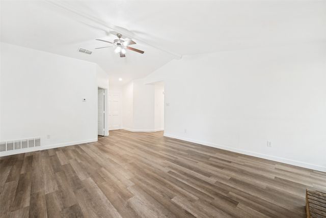 214 Valley Forge Lane, Arlington, TX 76002
