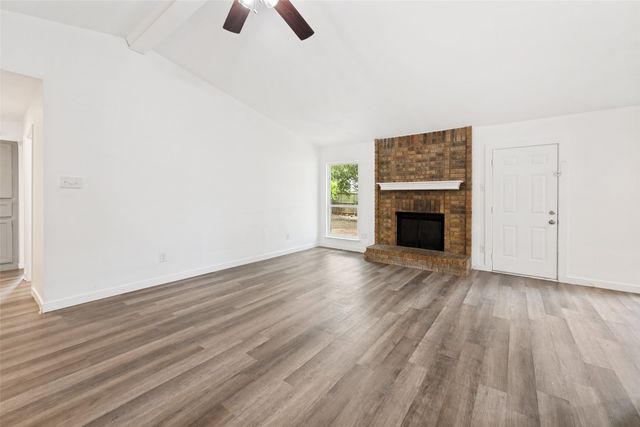 214 Valley Forge Lane, Arlington, TX 76002