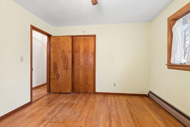 102 8th Street, Dewitt, IA 52742