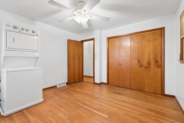 102 8th Street, Dewitt, IA 52742