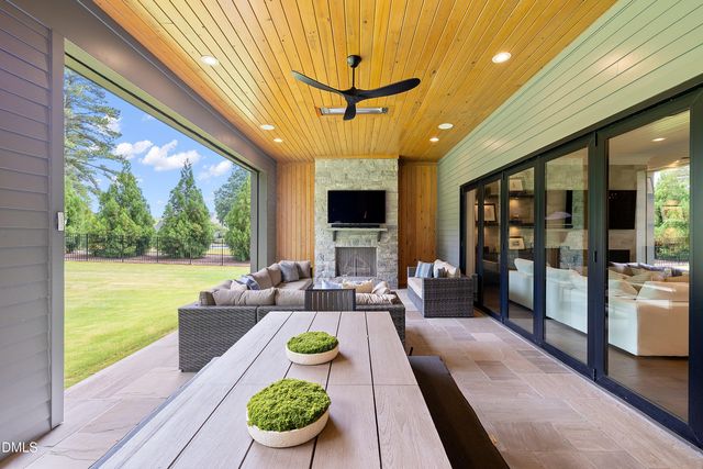 1640 Estate Valley Lane, Raleigh, NC 27613