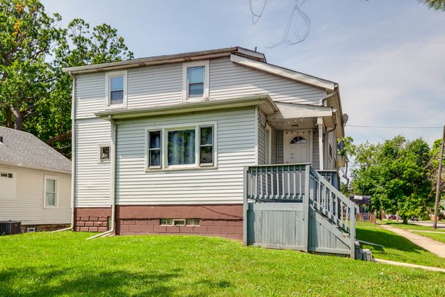 304 Powell Avenue, Waukegan, IL 60085
