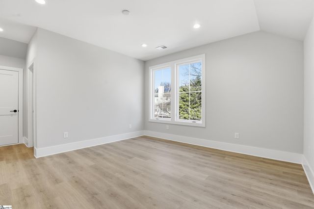 72 Mcneil Court, Greenville, SC 29609