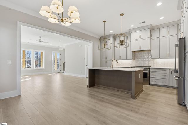 72 Mcneil Court, Greenville, SC 29609