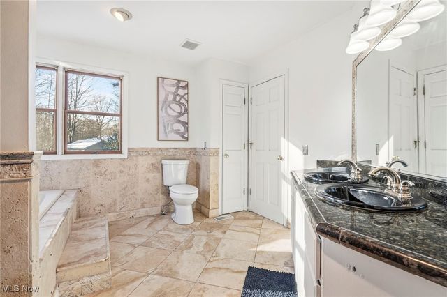 6235 1st Avenue, Kent, OH 44240