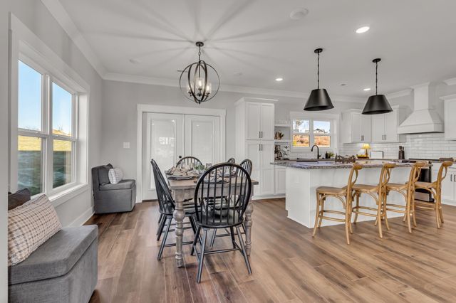 2516 Golden Trout Drive, Knoxville, TN 37920