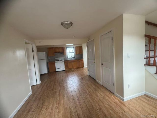 18-19 College Point Boulevard 2FL, College Point, NY 11356