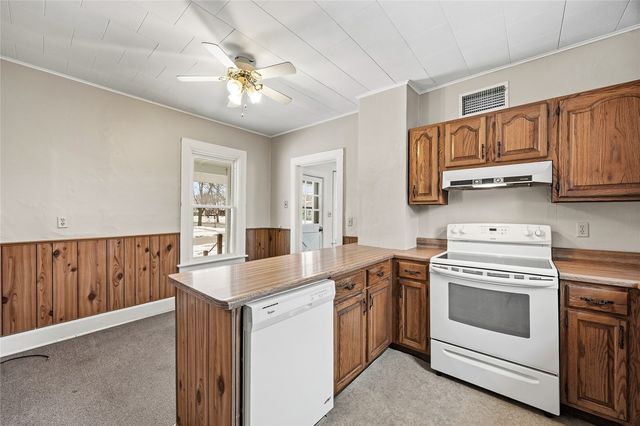 316 1st Avenue SE, Mt Vernon, IA 52314