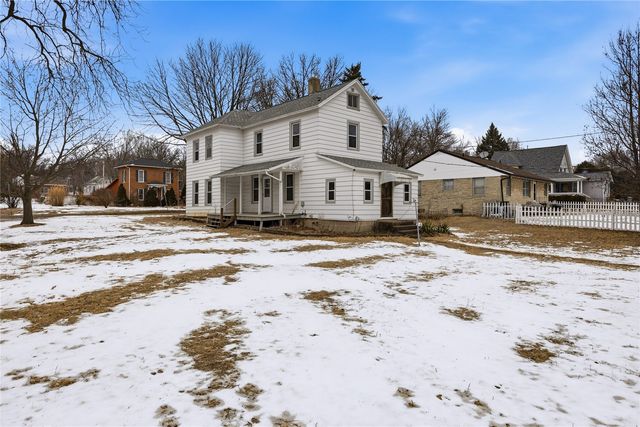 316 1st Avenue SE, Mt Vernon, IA 52314
