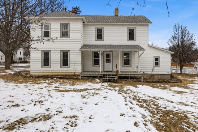 316 1st Avenue SE, Mt Vernon, IA 52314