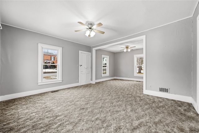 316 1st Avenue SE, Mt Vernon, IA 52314