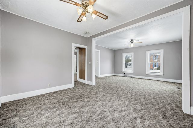 316 1st Avenue SE, Mt Vernon, IA 52314