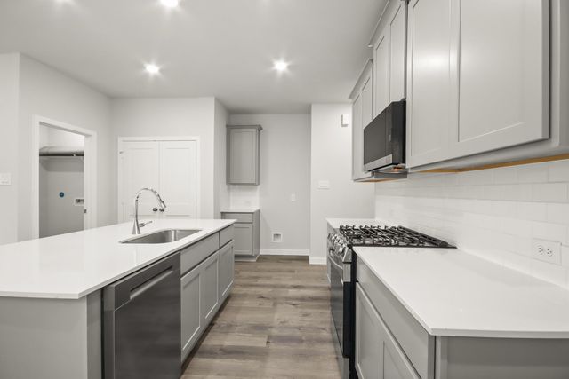 225 Elm Spring Drive, Hockley, TX 77447