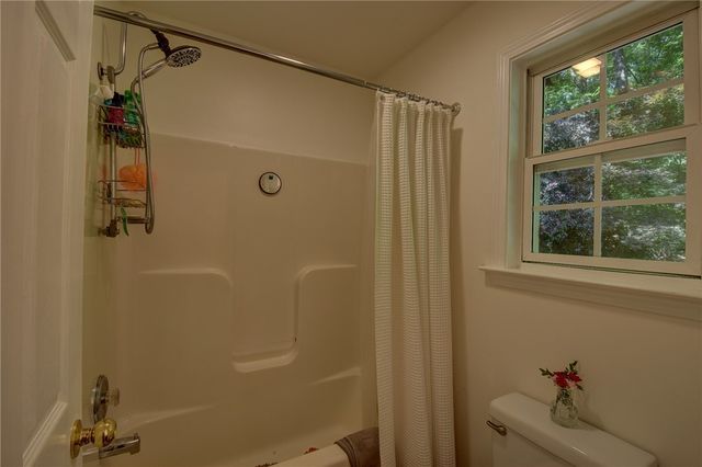 2011 Ridgeview Lane, Seneca, SC 29678