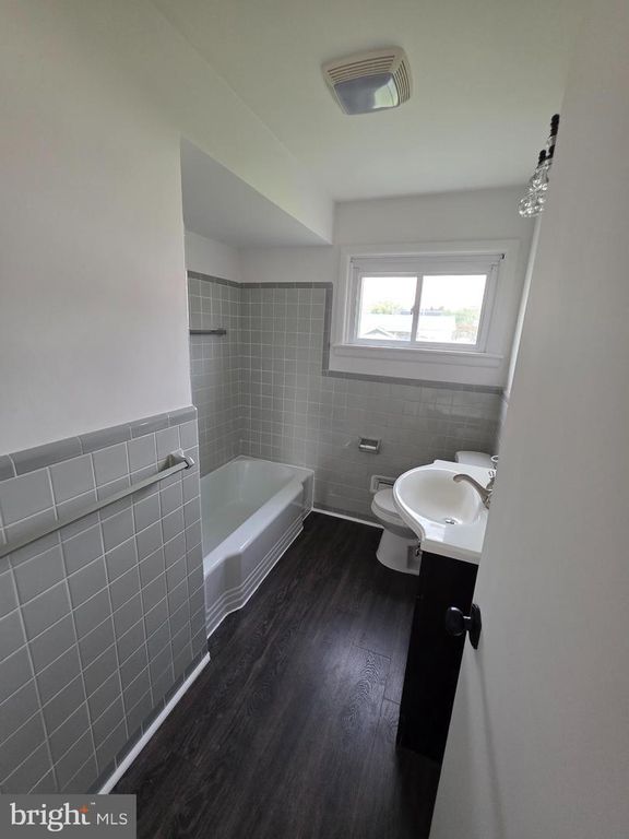 2380 S 3RD ST, Steelton, PA 17113