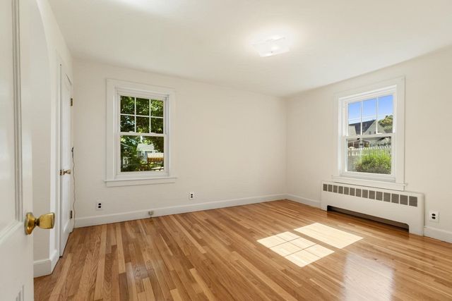 60 Prospect St, Wakefield, MA 01880
