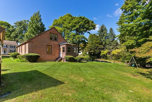 60 Prospect St, Wakefield, MA 01880