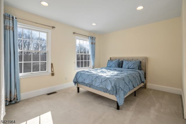 16 Southwind Dr, Mount Olive Twp., NJ 07836