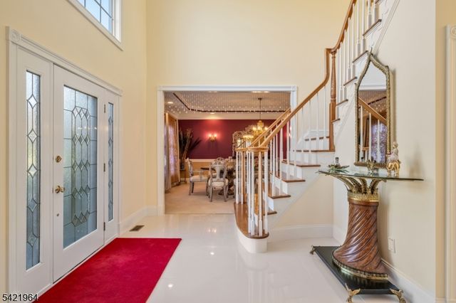 16 Southwind Dr, Mount Olive Twp., NJ 07836