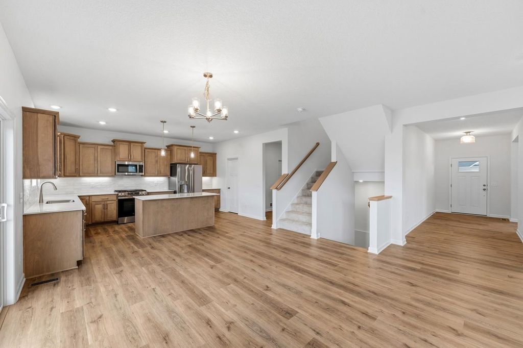 15742 Granada Avenue N, Hugo, MN 55038 — photo 2