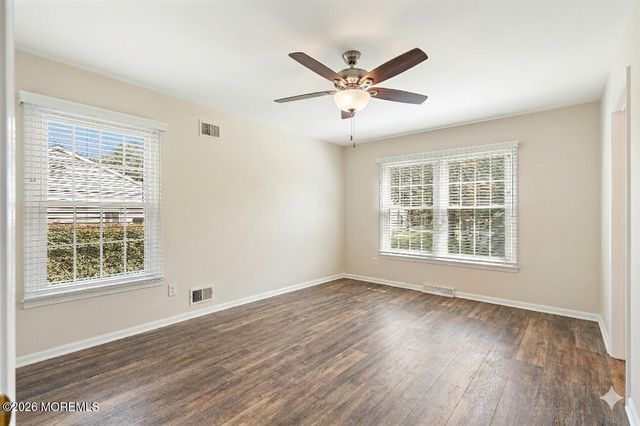 1869 Buttonwood Avenue, Toms River, NJ 08755