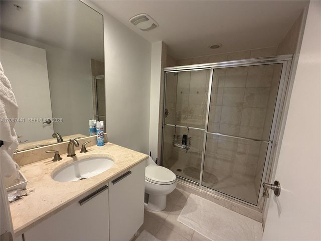 15051 Royal Oaks Lane 1104, North Miami, FL 33181
