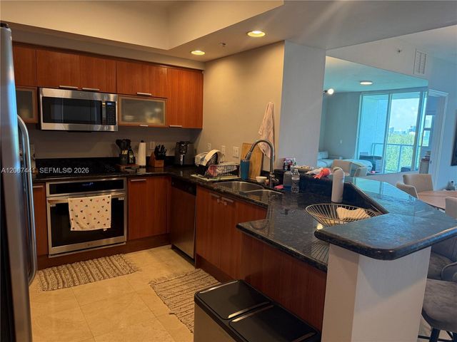 15051 Royal Oaks Lane 1104, North Miami, FL 33181
