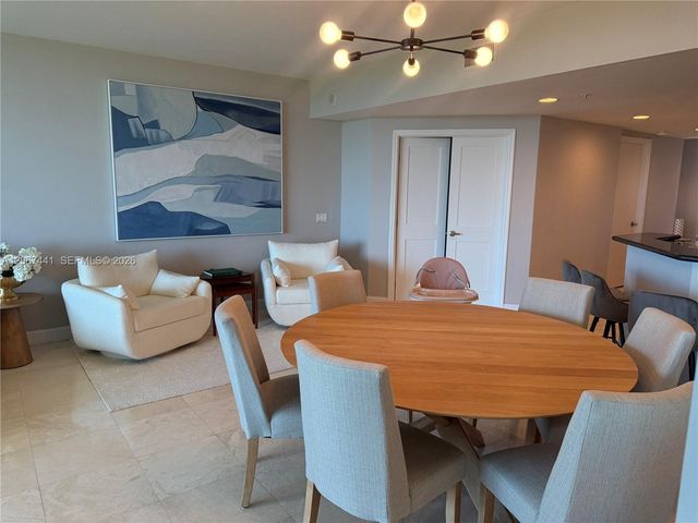 15051 Royal Oaks Lane 1104, North Miami, FL 33181