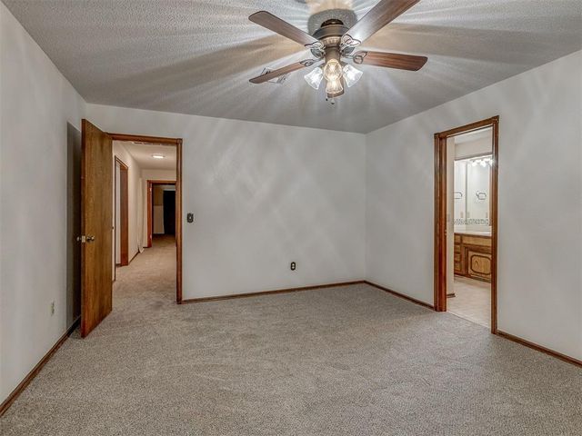 708 SW 104th Place, Oklahoma City, OK 73139