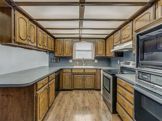 708 SW 104th Place, Oklahoma City, OK 73139