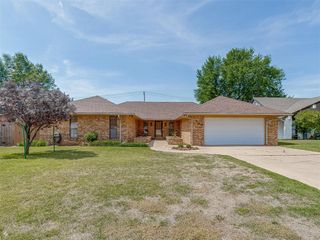 708 SW 104th Place, Oklahoma City, OK 73139