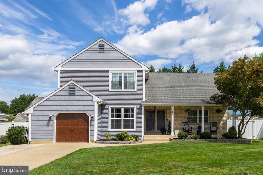 32 LONGWOOD DR, SICKLERVILLE, NJ 08081 — exterior